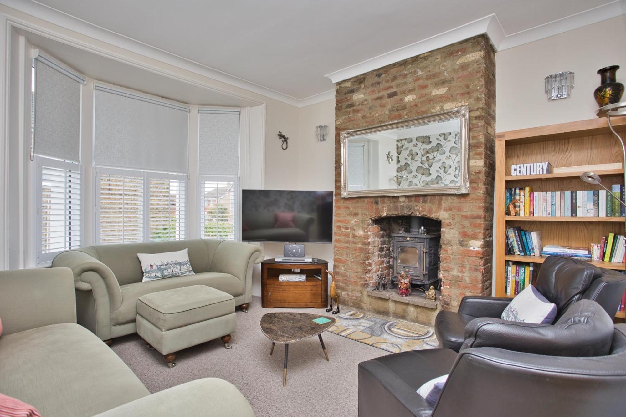 Spacious Seaside Escape In The Heart Of Deal, 4 Mins From The Beach Exterior photo